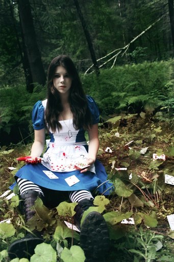 Alice: Madness Returns - Косплей Alice:Madness Returns 
